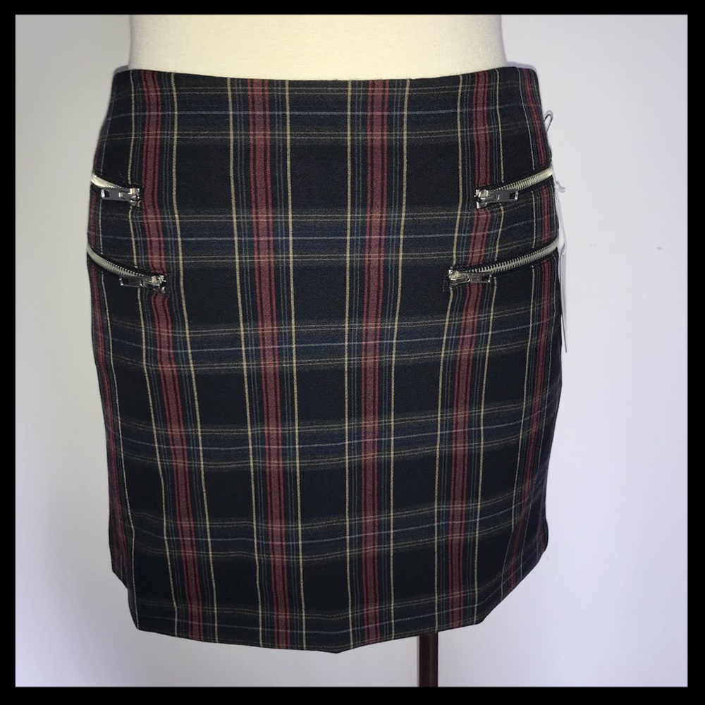 FOREVER 21 Skirt. NWT